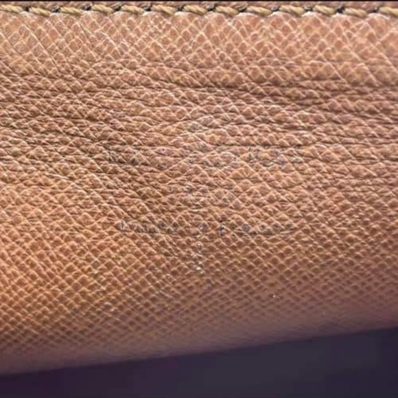 LV Monogram papillon 26 Handbag - Picture 11 of 12